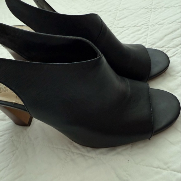 Vince Camuto heel sandals 👡 - Picture 9 of 12